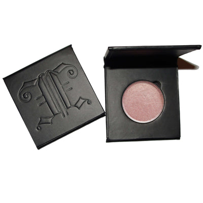 Amplified Eye Shadow