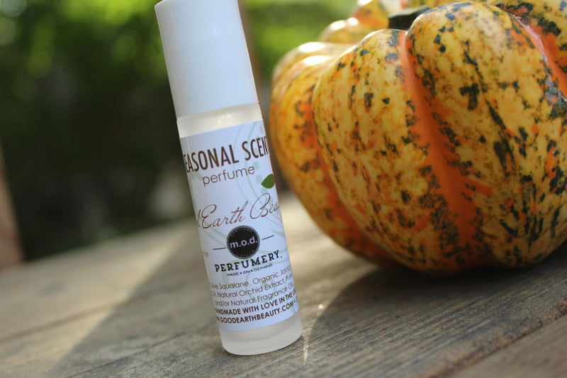 October Scent of the Month Essential Oil Perfume - Pumpkin Chai Tea